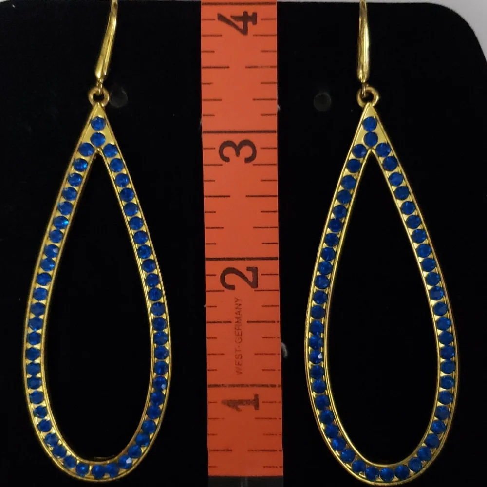 Cashe Blue Crystal Earrings - Picture 4 of 4